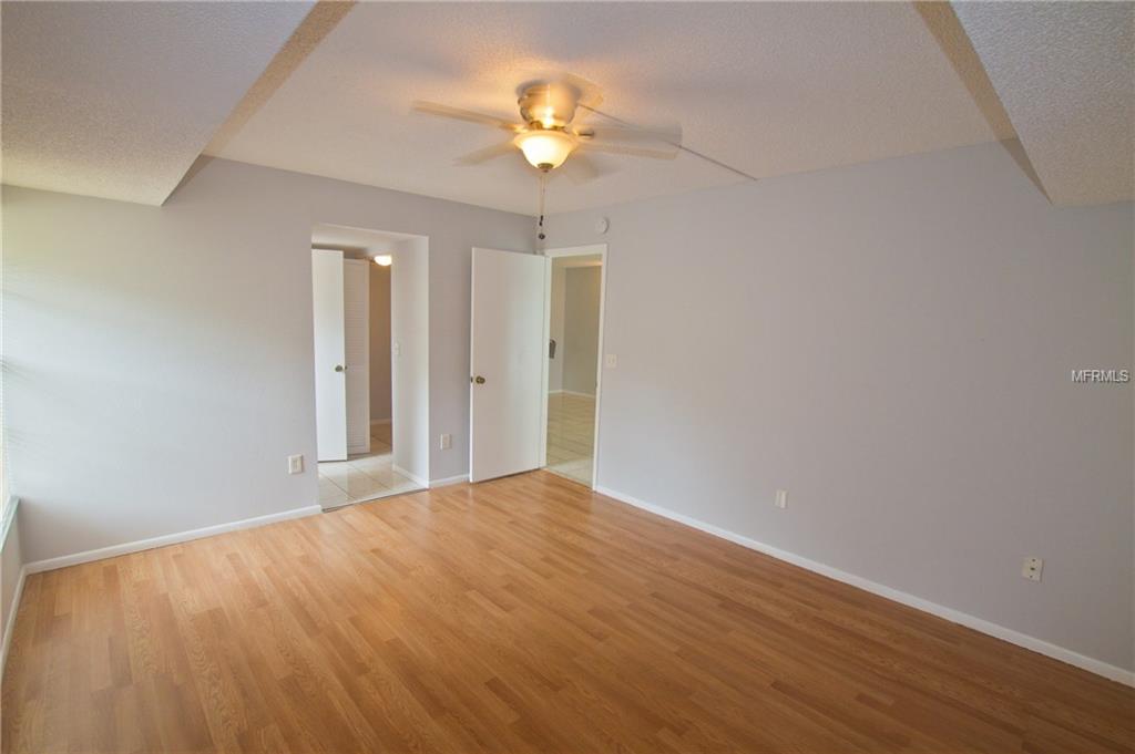 2641 WOODGATE LANE, SARASOTA, Florida 34231, 2 Bedrooms Bedrooms, 5 Rooms Rooms,2 BathroomsBathrooms,Residential,For sale,WOODGATE,A4199203