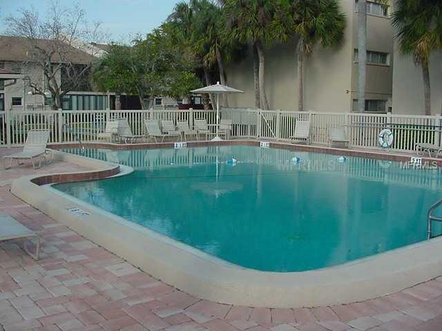 2641 WOODGATE LANE, SARASOTA, Florida 34231, 2 Bedrooms Bedrooms, 5 Rooms Rooms,2 BathroomsBathrooms,Residential,For sale,WOODGATE,A4199203