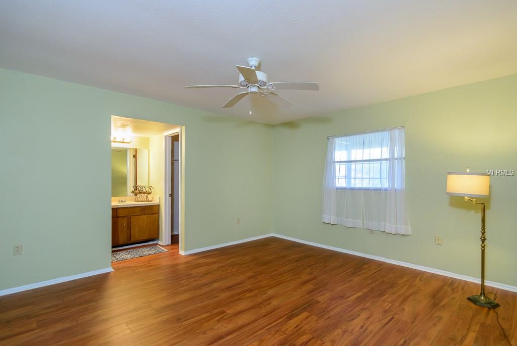 211 LOTUS DRIVE, SAFETY HARBOR, Florida 34695, 3 Bedrooms Bedrooms, 9 Rooms Rooms,2 BathroomsBathrooms,Residential,For sale,LOTUS,U7844783