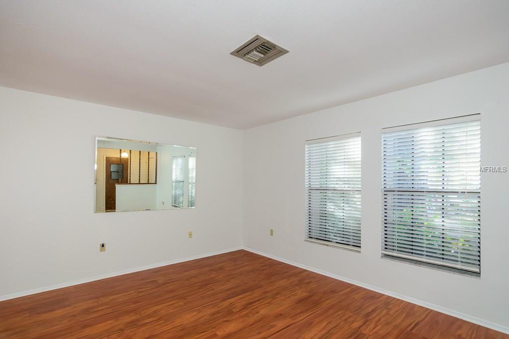 211 LOTUS DRIVE, SAFETY HARBOR, Florida 34695, 3 Bedrooms Bedrooms, 9 Rooms Rooms,2 BathroomsBathrooms,Residential,For sale,LOTUS,U7844783