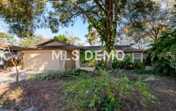 211 LOTUS DRIVE, SAFETY HARBOR, Florida 34695, 3 Bedrooms Bedrooms, 9 Rooms Rooms,2 BathroomsBathrooms,Residential,For sale,LOTUS,U7844783