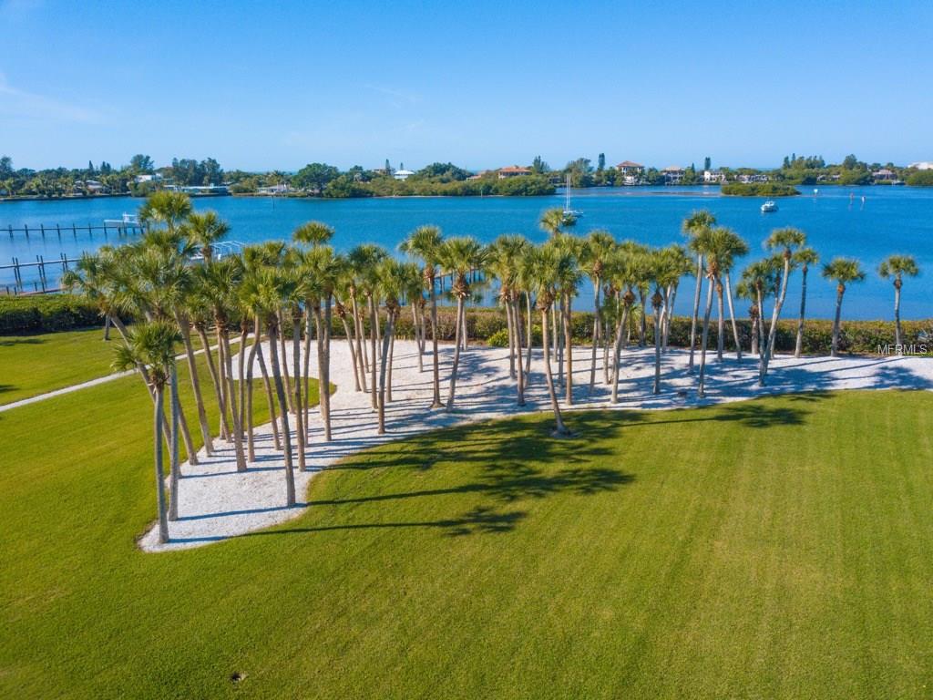 457 YACHT HARBOR DRIVE, OSPREY, Florida 34229, 5 Bedrooms Bedrooms, 13 Rooms Rooms,4 BathroomsBathrooms,Residential,For sale,YACHT HARBOR,N5916146