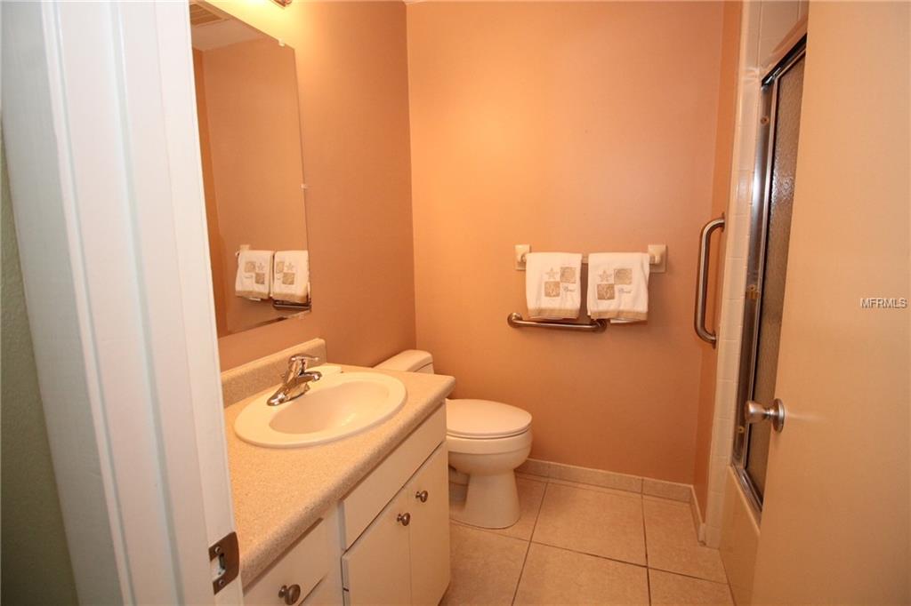 6815 7TH AVENUE W, BRADENTON, Florida 34209, 2 Bedrooms Bedrooms, 6 Rooms Rooms,2 BathroomsBathrooms,Residential,For sale,7TH,A4208974