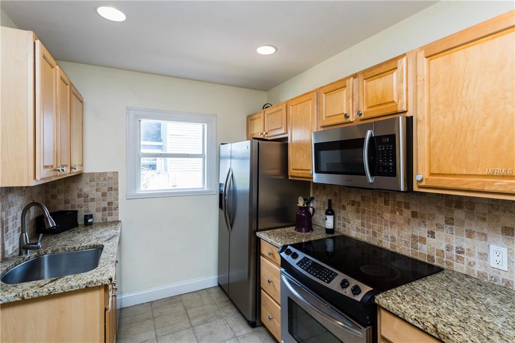 1316 OREGON STREET, ORLANDO, Florida 32803, 3 Bedrooms Bedrooms, 7 Rooms Rooms,2 BathroomsBathrooms,Residential,For sale,OREGON,O5560945