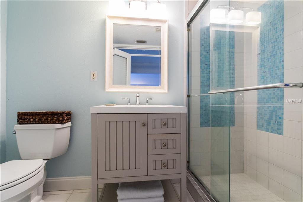 1316 OREGON STREET, ORLANDO, Florida 32803, 3 Bedrooms Bedrooms, 7 Rooms Rooms,2 BathroomsBathrooms,Residential,For sale,OREGON,O5560945