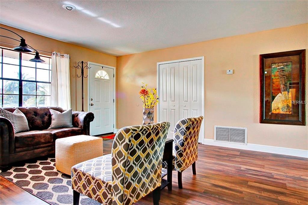 1067 PRESCOTT BOULEVARD, DELTONA, Florida 32738, 3 Bedrooms Bedrooms, 3 Rooms Rooms,2 BathroomsBathrooms,Residential,For sale,PRESCOTT,O5561850