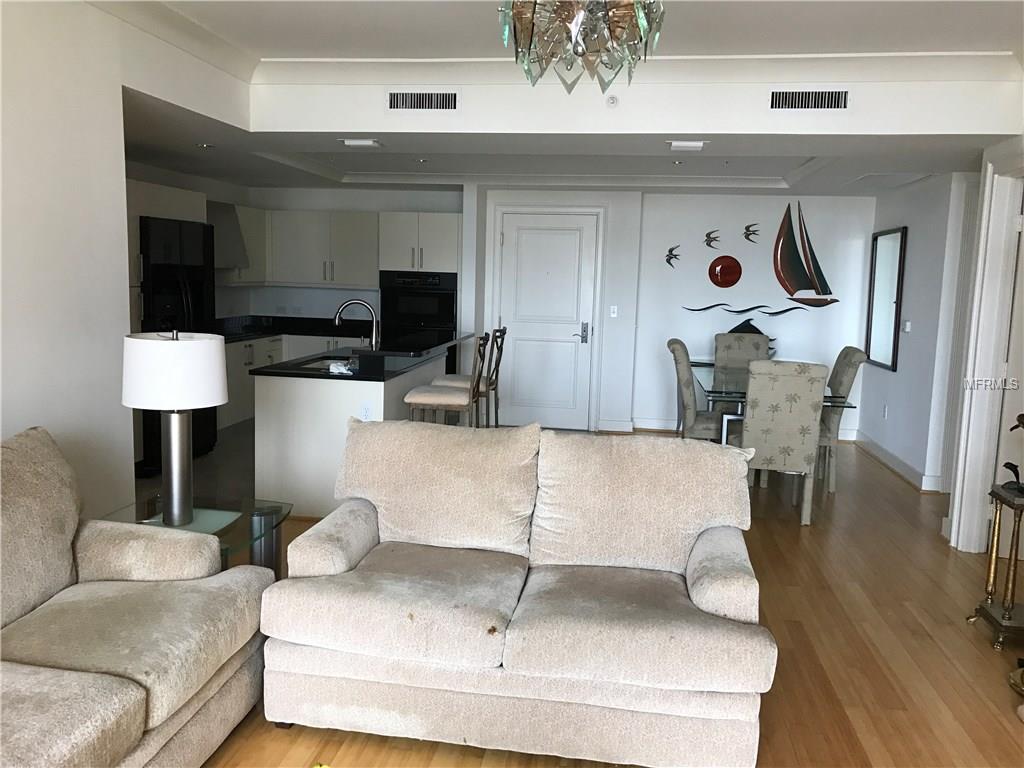 1350 MAIN STREET, SARASOTA, Florida 34236, 2 Bedrooms Bedrooms, 5 Rooms Rooms,2 BathroomsBathrooms,Residential,For sale,MAIN,A4173850