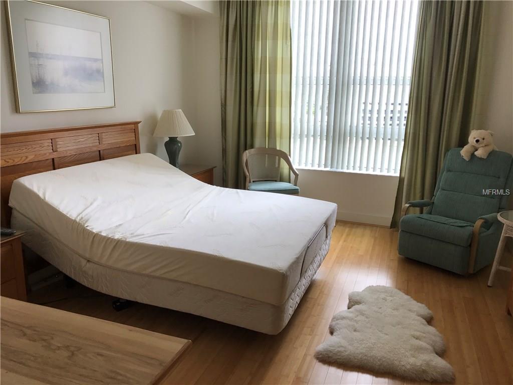 1350 MAIN STREET, SARASOTA, Florida 34236, 2 Bedrooms Bedrooms, 5 Rooms Rooms,2 BathroomsBathrooms,Residential,For sale,MAIN,A4173850