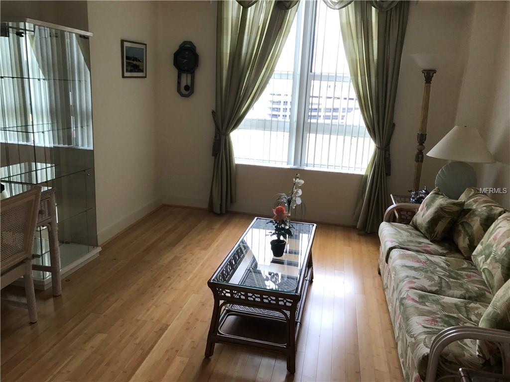 1350 MAIN STREET, SARASOTA, Florida 34236, 2 Bedrooms Bedrooms, 5 Rooms Rooms,2 BathroomsBathrooms,Residential,For sale,MAIN,A4173850