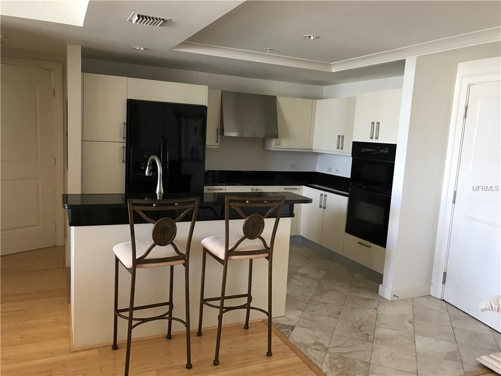 1350 MAIN STREET, SARASOTA, Florida 34236, 2 Bedrooms Bedrooms, 5 Rooms Rooms,2 BathroomsBathrooms,Residential,For sale,MAIN,A4173850