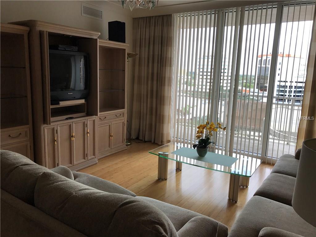 1350 MAIN STREET, SARASOTA, Florida 34236, 2 Bedrooms Bedrooms, 5 Rooms Rooms,2 BathroomsBathrooms,Residential,For sale,MAIN,A4173850