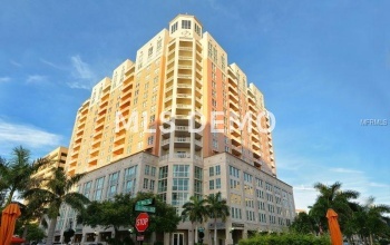 1350 MAIN STREET, SARASOTA, Florida 34236, 2 Bedrooms Bedrooms, 5 Rooms Rooms,2 BathroomsBathrooms,Residential,For sale,MAIN,A4173850