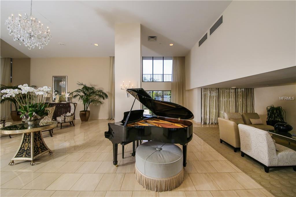 3301 BAYSHORE BOULEVARD, TAMPA, Florida 33629, 3 Bedrooms Bedrooms, 6 Rooms Rooms,2 BathroomsBathrooms,Residential,For sale,BAYSHORE,T2905844