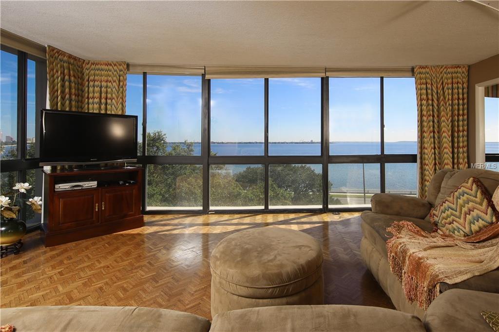 3301 BAYSHORE BOULEVARD, TAMPA, Florida 33629, 3 Bedrooms Bedrooms, 6 Rooms Rooms,2 BathroomsBathrooms,Residential,For sale,BAYSHORE,T2905844