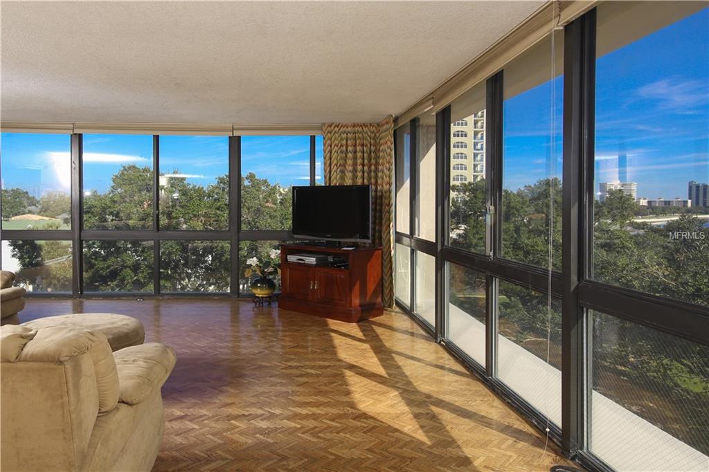 3301 BAYSHORE BOULEVARD, TAMPA, Florida 33629, 3 Bedrooms Bedrooms, 6 Rooms Rooms,2 BathroomsBathrooms,Residential,For sale,BAYSHORE,T2905844