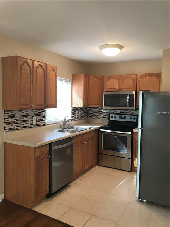 6015 LILLI WAY, BRADENTON, Florida 34207, 1 Bedroom Bedrooms, 4 Rooms Rooms,1 BathroomBathrooms,Residential,For sale,LILLI,A4200958