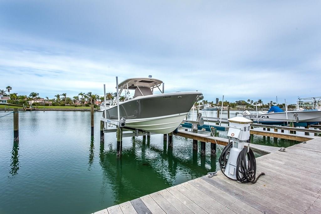 522 PINELLAS BAYWAY S, TIERRA VERDE, Florida 33715, 2 Bedrooms Bedrooms, 3 Rooms Rooms,2 BathroomsBathrooms,Residential,For sale,PINELLAS BAYWAY,U7844120