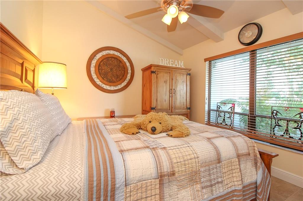 3931 COUNTRY VIEW LANE, SARASOTA, Florida 34233, 3 Bedrooms Bedrooms, 6 Rooms Rooms,2 BathroomsBathrooms,Residential,For sale,COUNTRY VIEW,A4207892