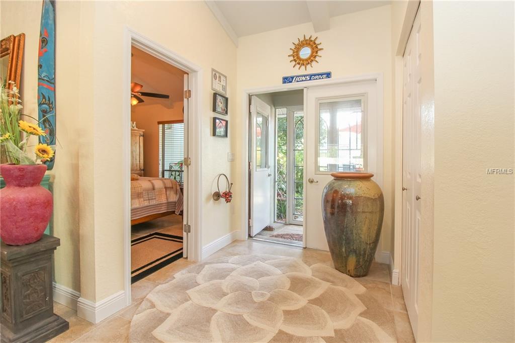 3931 COUNTRY VIEW LANE, SARASOTA, Florida 34233, 3 Bedrooms Bedrooms, 6 Rooms Rooms,2 BathroomsBathrooms,Residential,For sale,COUNTRY VIEW,A4207892