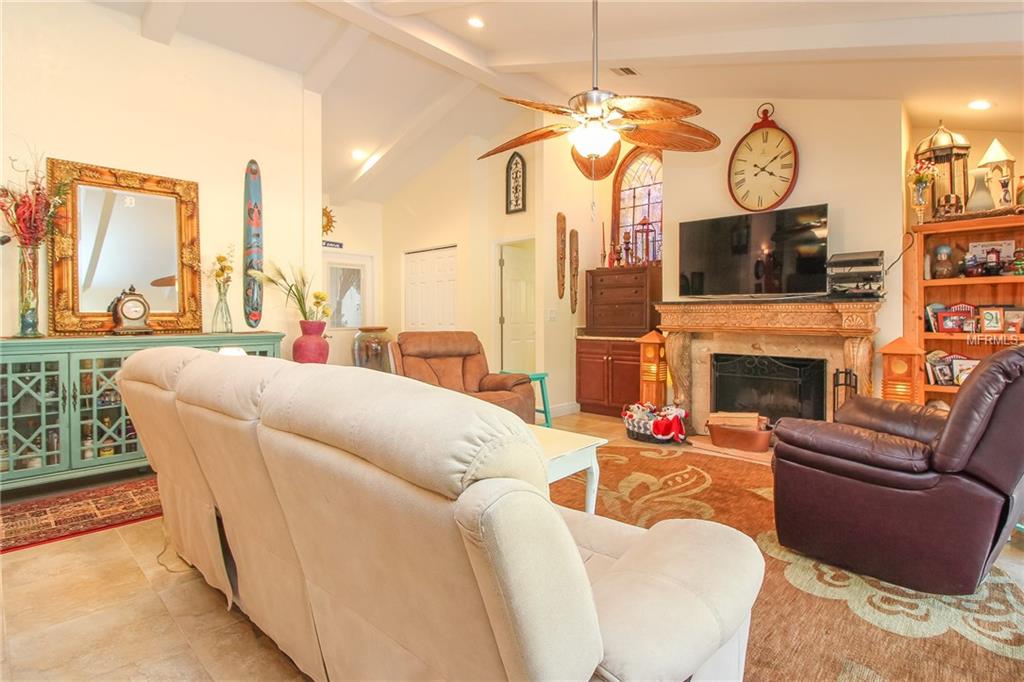 3931 COUNTRY VIEW LANE, SARASOTA, Florida 34233, 3 Bedrooms Bedrooms, 6 Rooms Rooms,2 BathroomsBathrooms,Residential,For sale,COUNTRY VIEW,A4207892