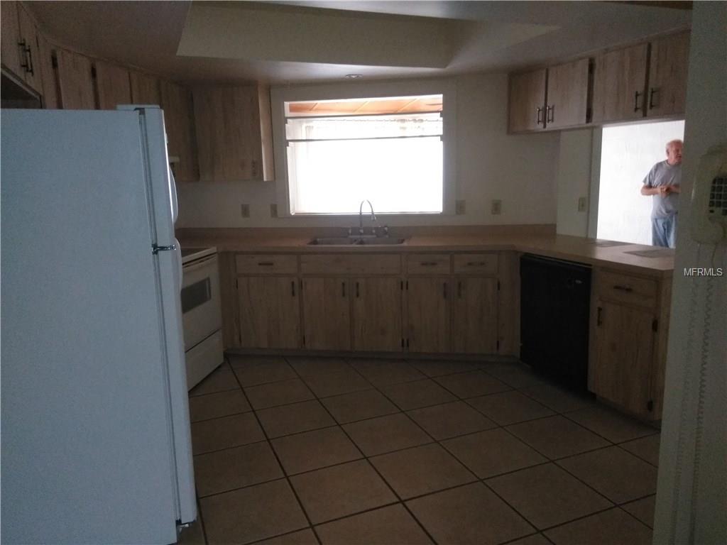 843 SWEETBRIER DRIVE, DELTONA, Florida 32725, 3 Bedrooms Bedrooms, 7 Rooms Rooms,2 BathroomsBathrooms,Residential,For sale,SWEETBRIER,V4722719