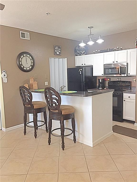 10764 70TH AVENUE, SEMINOLE, Florida 33772, 2 Bedrooms Bedrooms, 6 Rooms Rooms,2 BathroomsBathrooms,Residential,For sale,70TH,U7847014