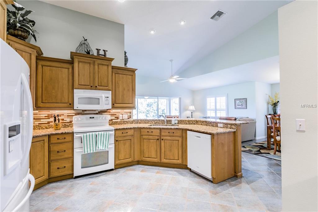 1616 TERRA CEIA BAY CIRCLE, PALMETTO, Florida 34221, 2 Bedrooms Bedrooms, 7 Rooms Rooms,2 BathroomsBathrooms,Residential,For sale,TERRA CEIA BAY,A4209661
