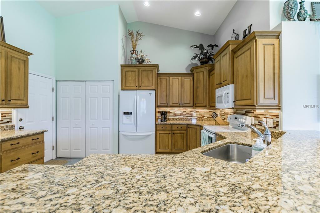 1616 TERRA CEIA BAY CIRCLE, PALMETTO, Florida 34221, 2 Bedrooms Bedrooms, 7 Rooms Rooms,2 BathroomsBathrooms,Residential,For sale,TERRA CEIA BAY,A4209661
