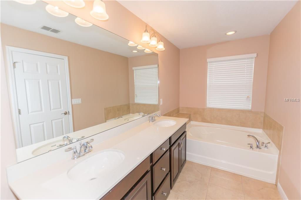 2272 BROOKRIDGE TRAIL, SANFORD, Florida 32773, 3 Bedrooms Bedrooms, 3 Rooms Rooms,2 BathroomsBathrooms,Residential,For sale,BROOKRIDGE,T2928470