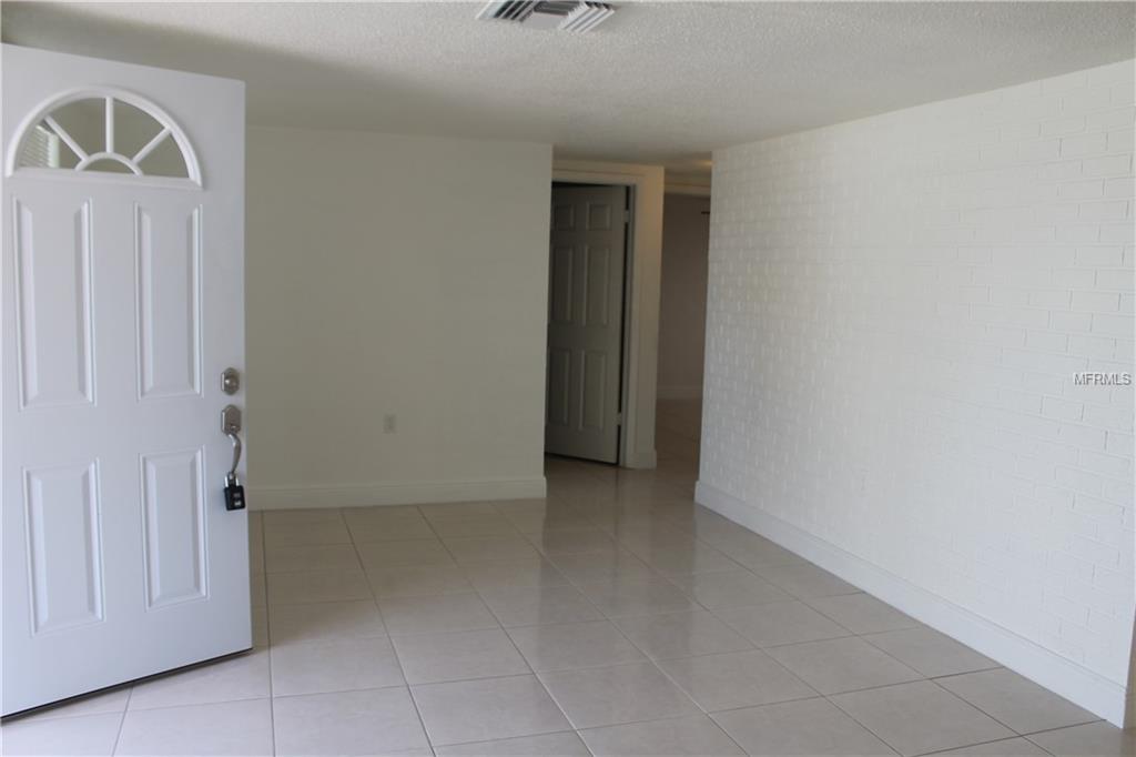 9140 CHANTILLY LANE, PORT RICHEY, Florida 34668, 2 Bedrooms Bedrooms, 6 Rooms Rooms,2 BathroomsBathrooms,Residential,For sale,CHANTILLY,T2928586
