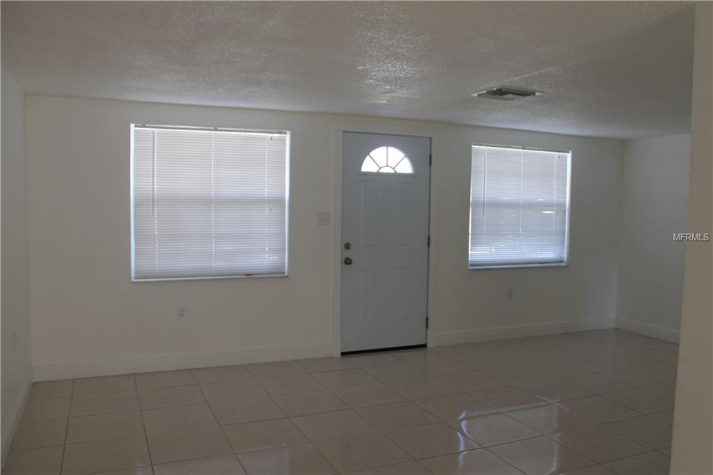 9140 CHANTILLY LANE, PORT RICHEY, Florida 34668, 2 Bedrooms Bedrooms, 6 Rooms Rooms,2 BathroomsBathrooms,Residential,For sale,CHANTILLY,T2928586