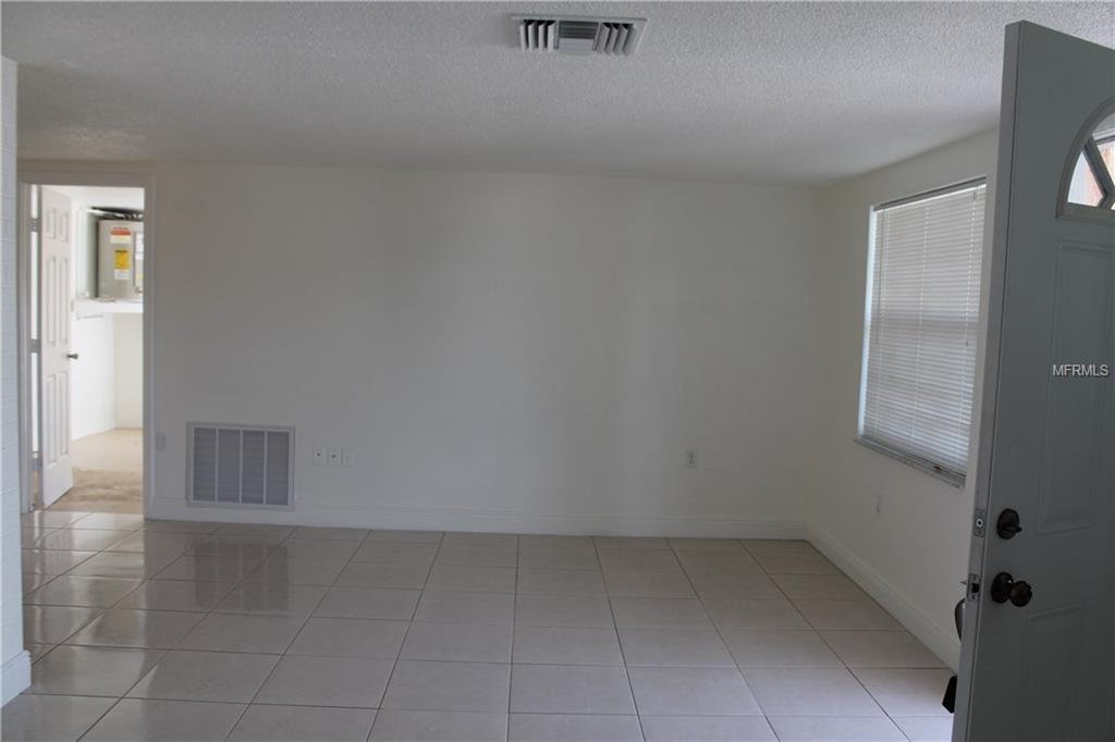 9140 CHANTILLY LANE, PORT RICHEY, Florida 34668, 2 Bedrooms Bedrooms, 6 Rooms Rooms,2 BathroomsBathrooms,Residential,For sale,CHANTILLY,T2928586