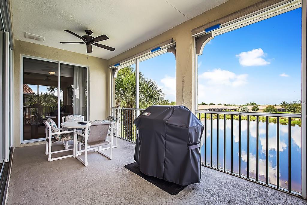 1435 EMERALD DUNES DRIVE, SUN CITY CENTER, Florida 33573, 3 Bedrooms Bedrooms, 6 Rooms Rooms,2 BathroomsBathrooms,Residential,For sale,EMERALD DUNES,T2888388