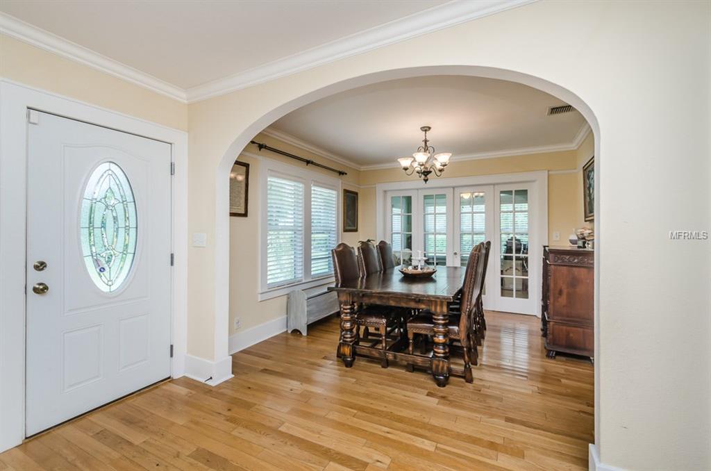 210 GARDEN CIRCLE N, DUNEDIN, Florida 34698, 3 Bedrooms Bedrooms, 4 Rooms Rooms,2 BathroomsBathrooms,Residential,For sale,GARDEN,U7830111