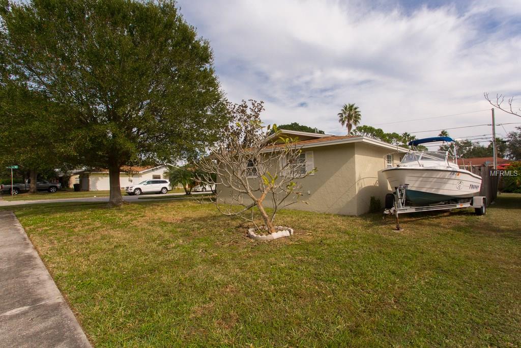 1500 OHIO AVENUE NE, ST PETERSBURG, Florida 33703, 4 Bedrooms Bedrooms, 6 Rooms Rooms,2 BathroomsBathrooms,Residential,For sale,OHIO,U7840650