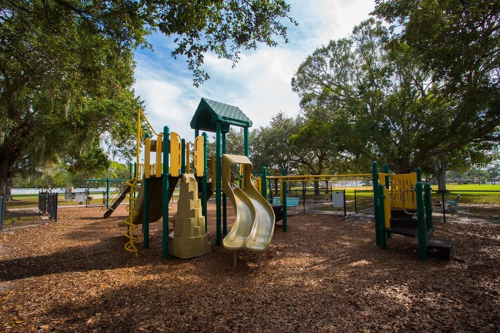 1500 OHIO AVENUE NE, ST PETERSBURG, Florida 33703, 4 Bedrooms Bedrooms, 6 Rooms Rooms,2 BathroomsBathrooms,Residential,For sale,OHIO,U7840650