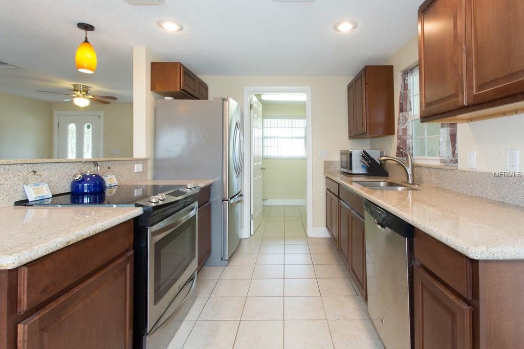 1500 OHIO AVENUE NE, ST PETERSBURG, Florida 33703, 4 Bedrooms Bedrooms, 6 Rooms Rooms,2 BathroomsBathrooms,Residential,For sale,OHIO,U7840650