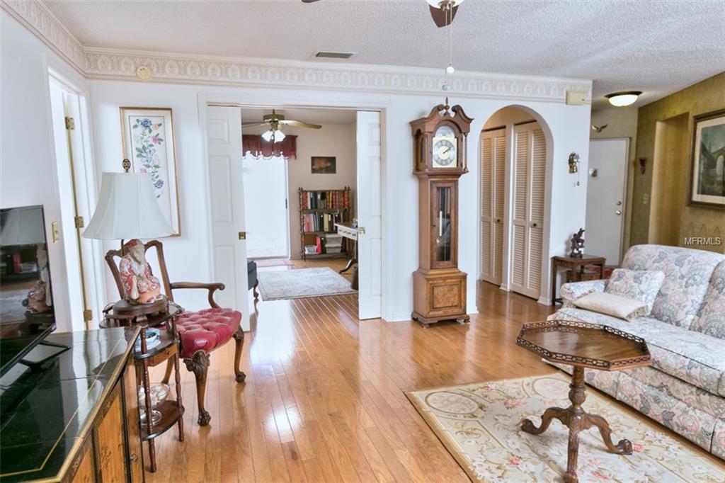 6101 34TH STREET W, BRADENTON, Florida 34210, 3 Bedrooms Bedrooms, 9 Rooms Rooms,2 BathroomsBathrooms,Residential,For sale,34TH,A4204661