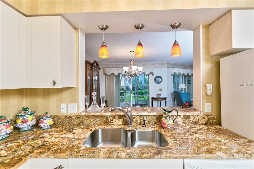 6101 34TH STREET W, BRADENTON, Florida 34210, 3 Bedrooms Bedrooms, 9 Rooms Rooms,2 BathroomsBathrooms,Residential,For sale,34TH,A4204661