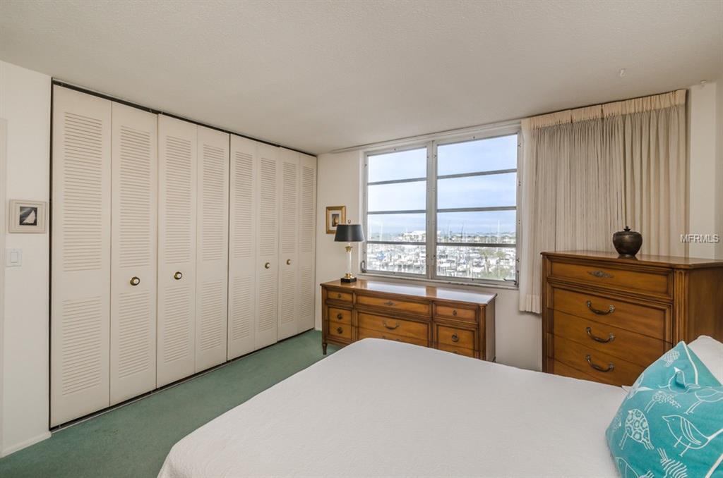 632 EDGEWATER DRIVE, DUNEDIN, Florida 34698, 2 Bedrooms Bedrooms, 5 Rooms Rooms,2 BathroomsBathrooms,Residential,For sale,EDGEWATER,U7842689