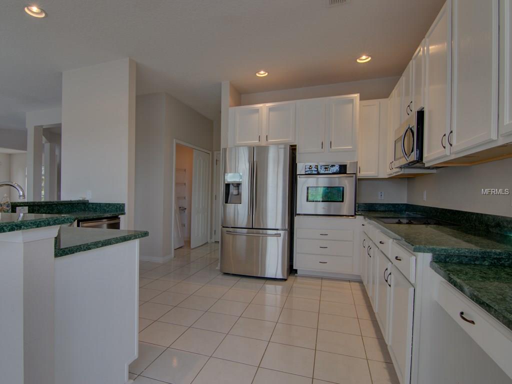 3425 STERLING LAKE CIRCLE, OVIEDO, Florida 32765, 5 Bedrooms Bedrooms, 9 Rooms Rooms,3 BathroomsBathrooms,Residential,For sale,STERLING LAKE,O5555282