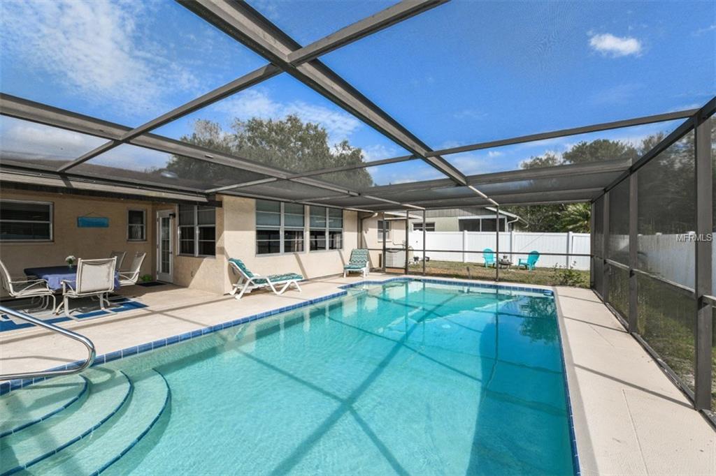 4210 ALTON WAY, SARASOTA, Florida 34232, 3 Bedrooms Bedrooms, 6 Rooms Rooms,2 BathroomsBathrooms,Residential,For sale,ALTON,A4207898