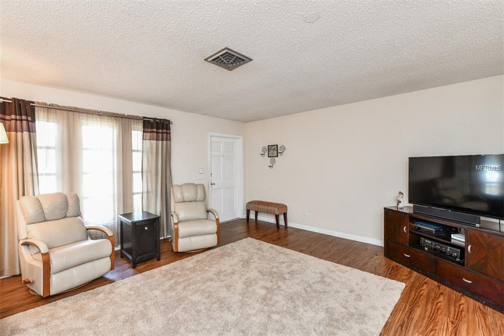 4210 ALTON WAY, SARASOTA, Florida 34232, 3 Bedrooms Bedrooms, 6 Rooms Rooms,2 BathroomsBathrooms,Residential,For sale,ALTON,A4207898