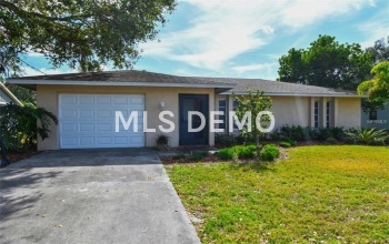 4210 ALTON WAY, SARASOTA, Florida 34232, 3 Bedrooms Bedrooms, 6 Rooms Rooms,2 BathroomsBathrooms,Residential,For sale,ALTON,A4207898