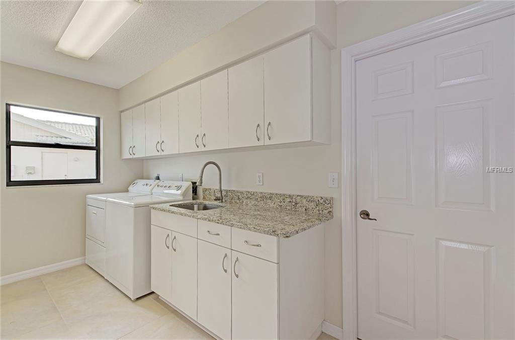 1519 WATERFORD DRIVE, VENICE, Florida 34292, 3 Bedrooms Bedrooms, 8 Rooms Rooms,2 BathroomsBathrooms,Residential,For sale,WATERFORD,N5916331