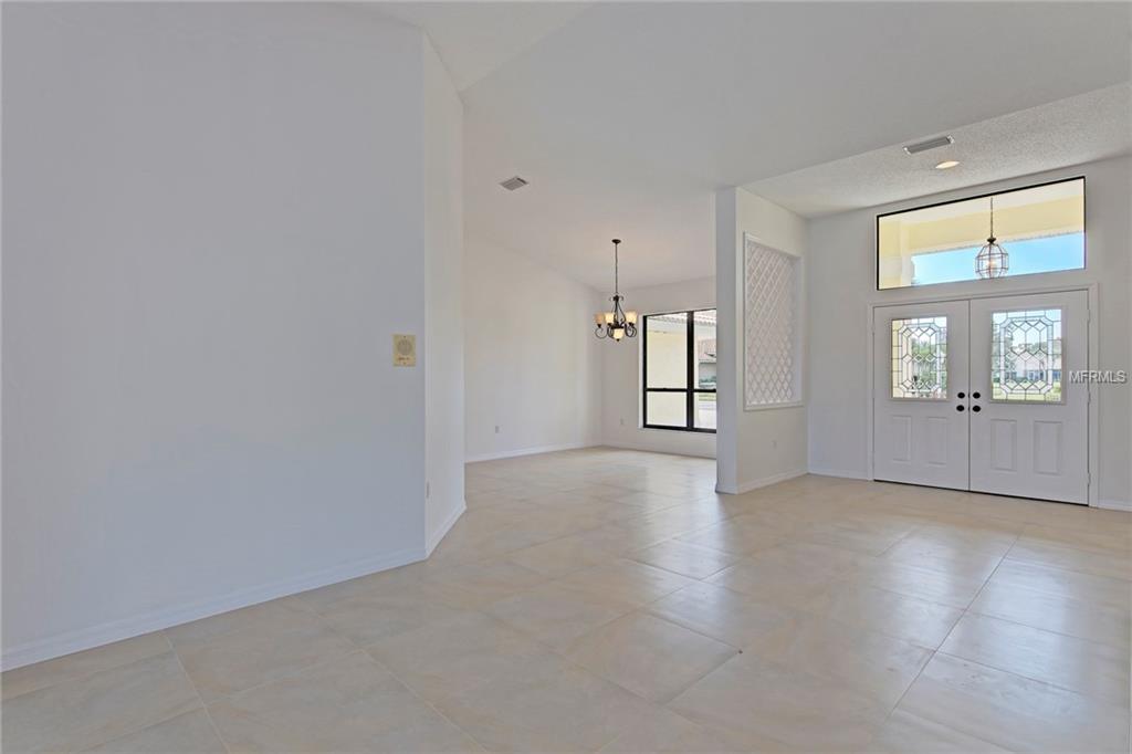 1519 WATERFORD DRIVE, VENICE, Florida 34292, 3 Bedrooms Bedrooms, 8 Rooms Rooms,2 BathroomsBathrooms,Residential,For sale,WATERFORD,N5916331