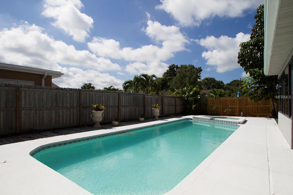 12490 91ST AVENUE, SEMINOLE, Florida 33772, 4 Bedrooms Bedrooms, 4 Rooms Rooms,3 BathroomsBathrooms,Residential,For sale,91ST,U7823249