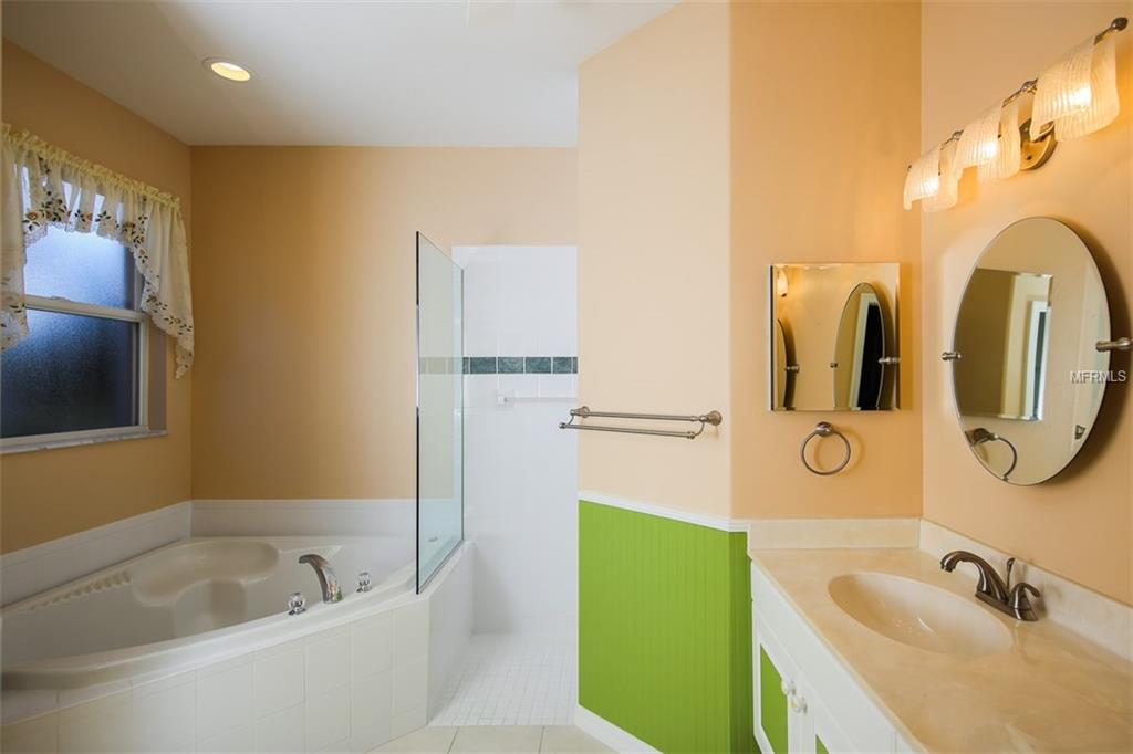 3027 ROYAL PALM DRIVE, NORTH PORT, Florida 34288, 2 Bedrooms Bedrooms, 7 Rooms Rooms,2 BathroomsBathrooms,Residential,For sale,ROYAL PALM,D5919918