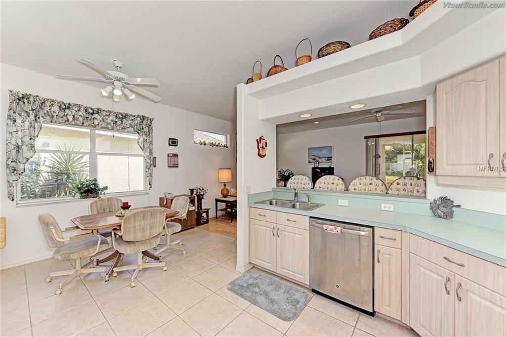 8539 GATEWAY COURT, ENGLEWOOD, Florida 34224, 2 Bedrooms Bedrooms, 5 Rooms Rooms,2 BathroomsBathrooms,Residential,For sale,GATEWAY,D5920342