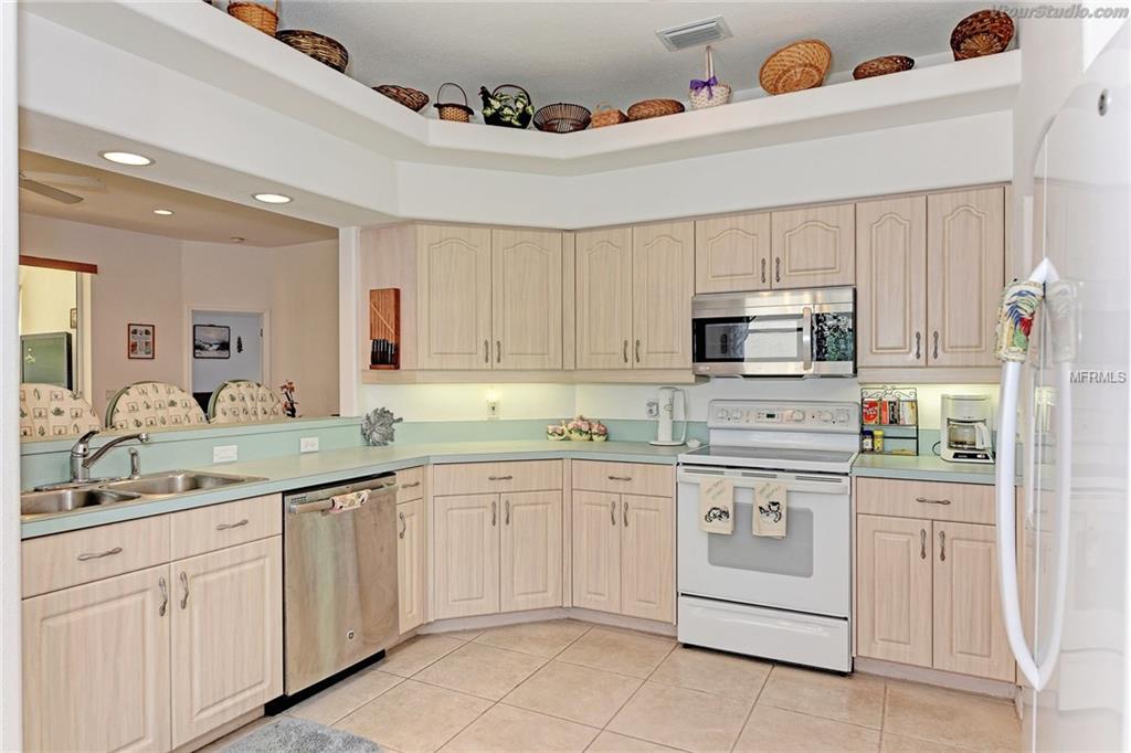 8539 GATEWAY COURT, ENGLEWOOD, Florida 34224, 2 Bedrooms Bedrooms, 5 Rooms Rooms,2 BathroomsBathrooms,Residential,For sale,GATEWAY,D5920342